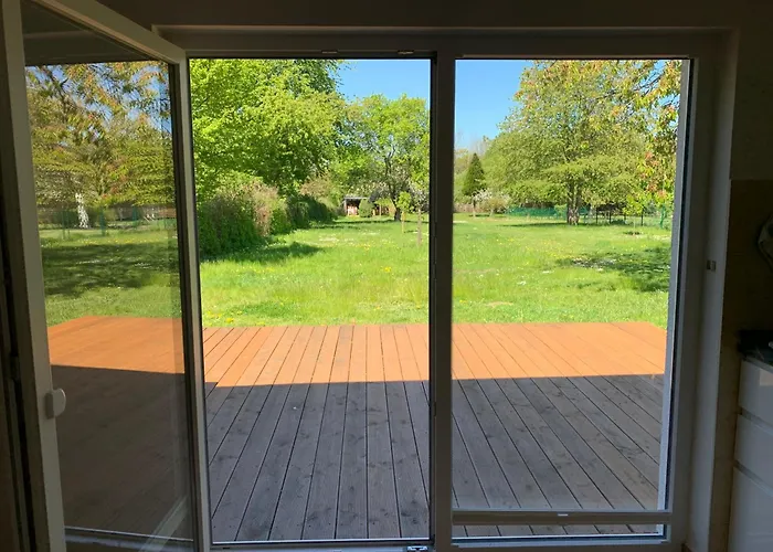 In Ruhig, Modern Und Stadtnah Mit Blick Ins Gruene * Schwerin (Mecklenburg-Vorpommern)